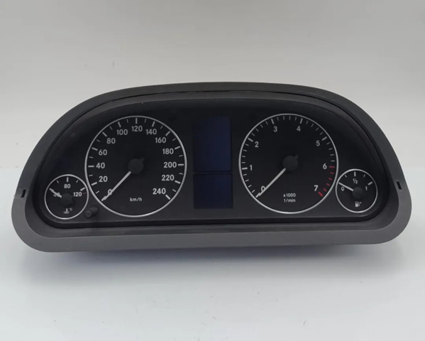 A1695403748 Mercedes