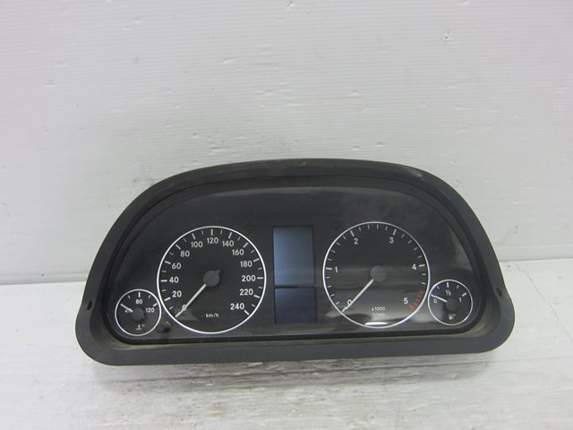 A1695409548 Mercedes