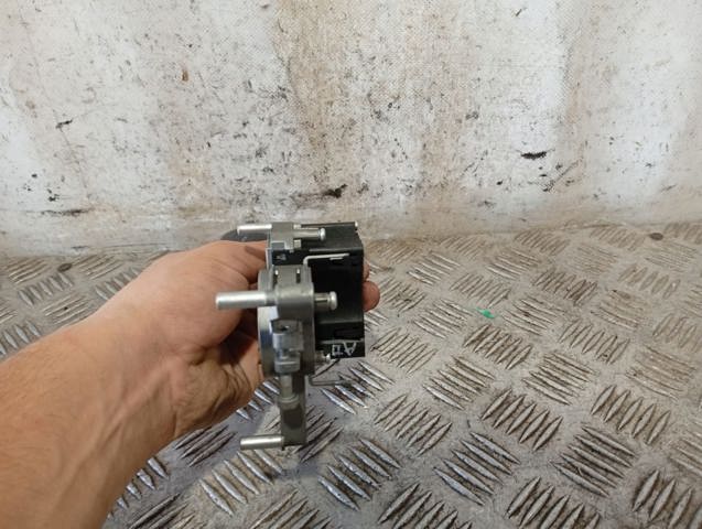 A1695450210 MERCEDES Conmutador izquierdo de la columna de dirección comprar Madrid