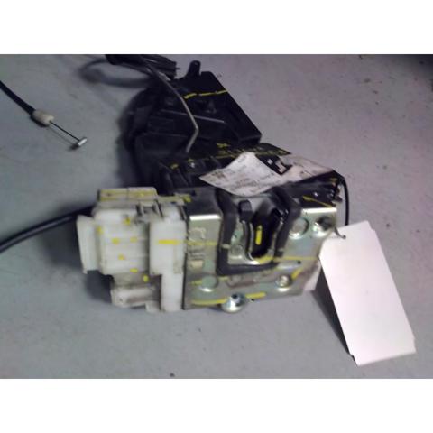 A1697202535 MERCEDES Cerradura de puerta delantera izquierda  disponible Vigo