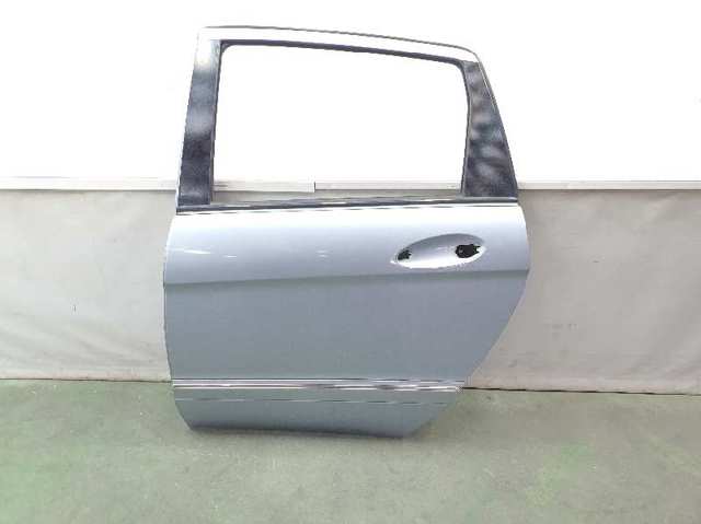 Puerta trasera izquierda A1697301705 Mercedes