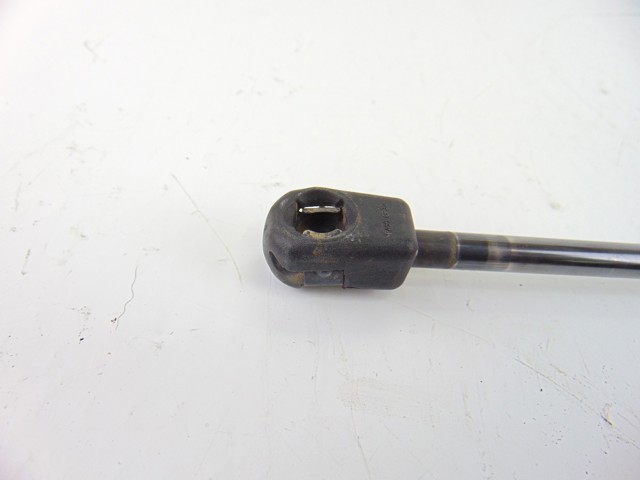 A1697400045 MERCEDES Amortiguador de la tapa del maletero  comprar en Oviedo