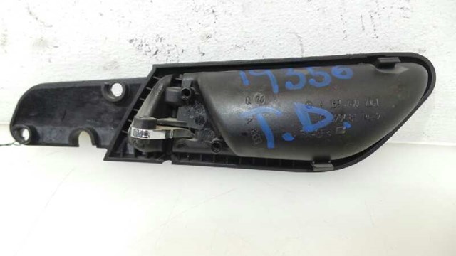 MERCEDES A1697601061 Manija interior derecha delantera/trasera de puerta  en stock Salamanca