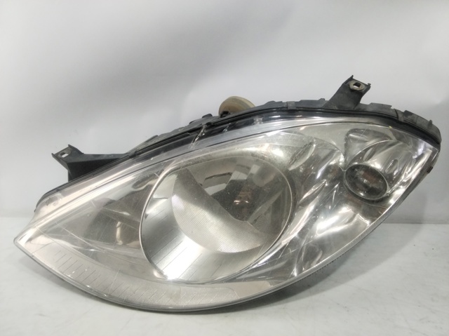 A1698200161 MERCEDES Faro izquierdo  en stock Huelva