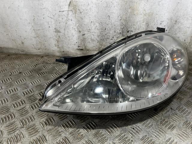 A1698200161 Faro izquierdo  disponible Málaga