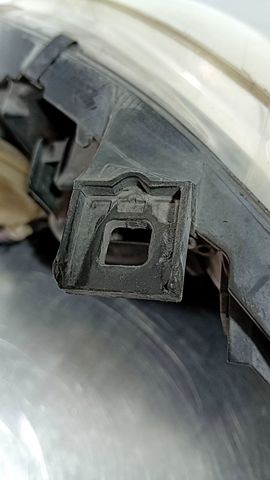 MERCEDES A1698200261 Faro derecho  en stock Terrassa