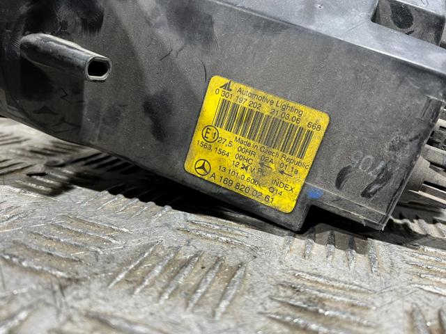 MERCEDES A1698200261 Faro derecho  comprar en Ponferrada
