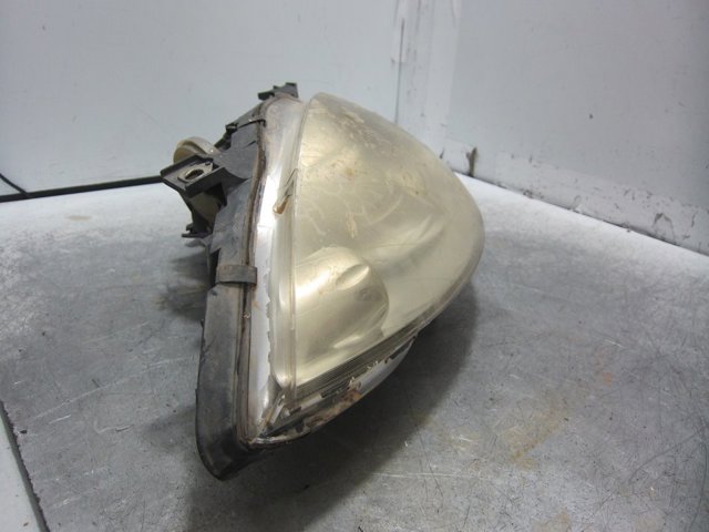 A1698200261 Faro derecho  comprar en Pontevedra