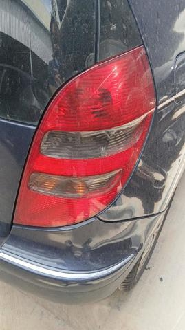 Piloto trasero derecho A1698201064R MERCEDES
