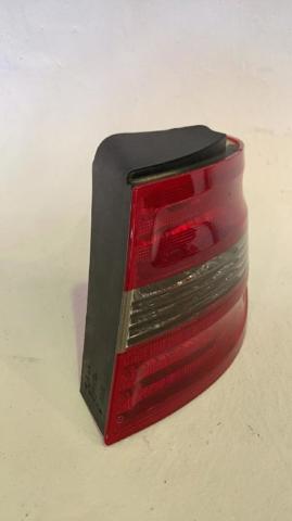 A1698202464 MERCEDES Piloto trasero exterior derecho  en stock Huelva
