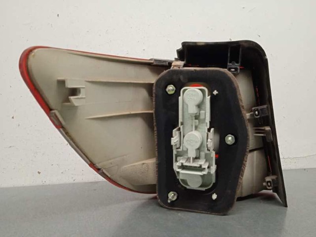 A1698202664 Piloto trasero exterior derecho  comprar en Reus