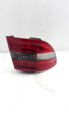A1698202664 Piloto trasero exterior derecho  en stock Granada