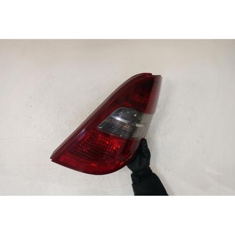 A1698202864 Piloto trasero derecho comprar Sevilla