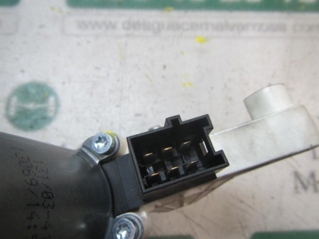 MERCEDES A1698204342 Motor del elevalunas de la puerta delantera izquierda  disponible España