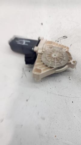 A1698204342 Motor del elevalunas eléctrico  en stock Granada