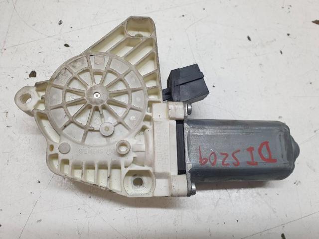 MERCEDES A1698204342 Motor del elevalunas de la puerta delantera izquierda  disponible Valladolid