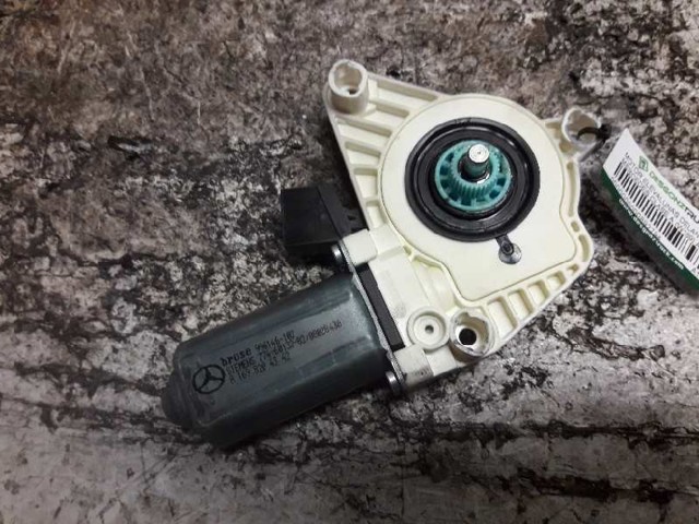 MERCEDES A1698204342 Motor del elevalunas de la puerta delantera izquierda  comprar en Albacete
