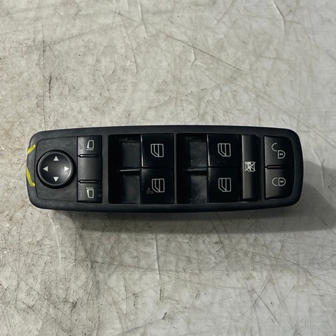 Unidad de control elevalunas delantera izquierda A16982066109174 MERCEDES
