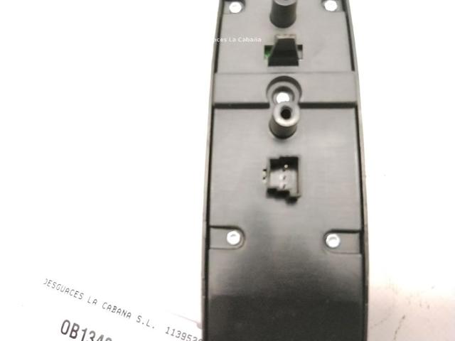 A1698206710 Interruptor de elevalunas delantera izquierda  en stock Granada