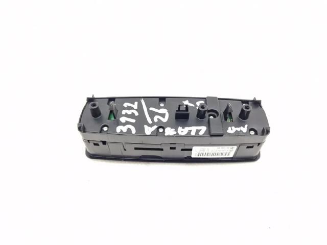 A1698206710 MERCEDES Unidad de control de elevalunas delantera izquierda  comprar en Jaén