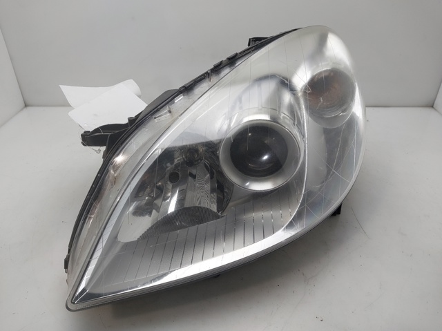 Faro Mercedes B  desde 182,95 €