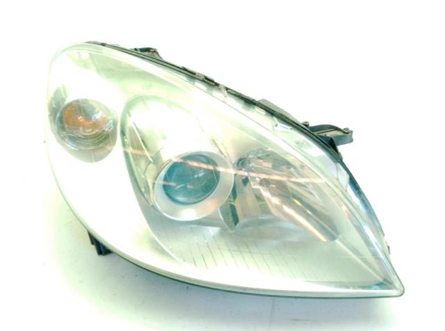 A1698207861 Faro derecho  en stock Granada