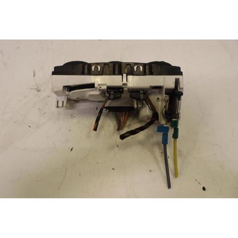 A1698301785 Unidad de control aire acondicionado  en stock Castellón