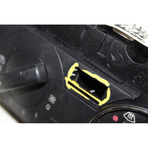 MERCEDES A1699000900 Unidad de control aire acondicionado  en stock Valencia