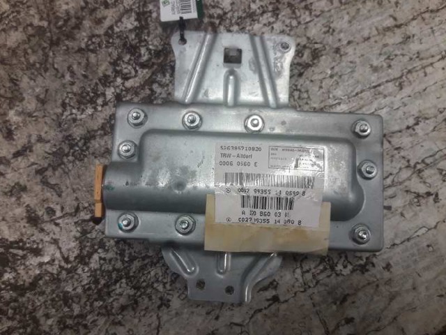MERCEDES A1708600305 Airbag de puerta delantera izquierda  disponible España