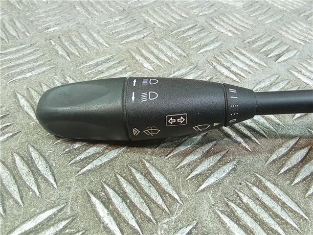 A1715400144 MERCEDES Conmutador izquierdo de la columna de dirección comprar Bilbao