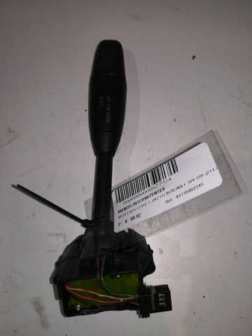 A1715402245 Conmutador izquierdo de la columna de dirección  disponible Burgos
