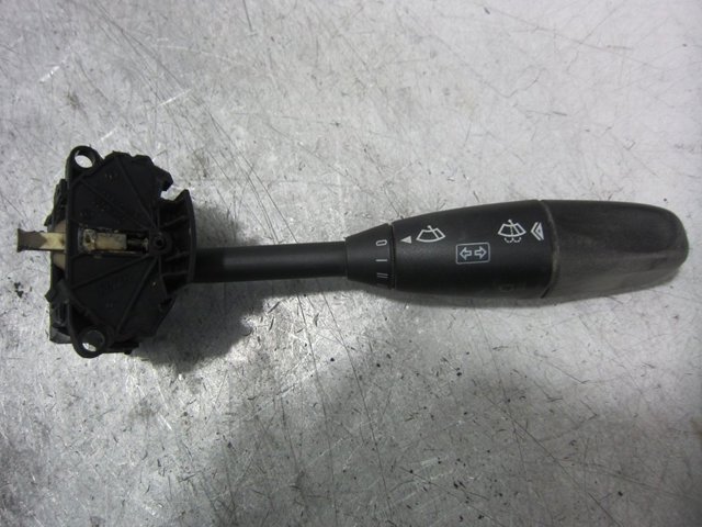 A1715402245 MERCEDES Conmutador izquierdo de la columna de dirección  disponible Ourense
