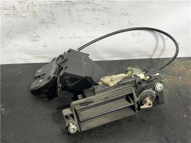 A1717500085 MERCEDES Cerradura de maletero  en stock Córdoba