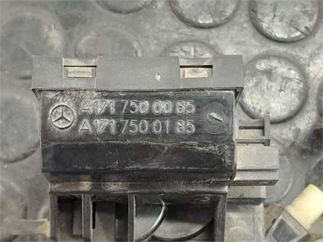 A1717500085 MERCEDES Cerradura de tapa de maletero  comprar en Oviedo