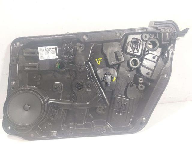 A1767206600 MERCEDES Mecanismo de elevalunas delantero derecha  en stock Gandía