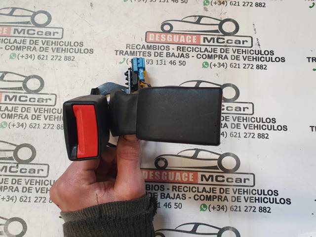 A1768600469 Cinturón de seguridad trasero derecho  comprar en Reus