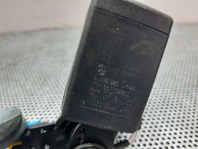A1768600469 MERCEDES Cinturón de seguridad trasero derecho comprar Bilbao