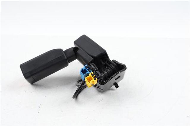 A1768600469 Cinturón de seguridad trasero derecho  en stock Castellón