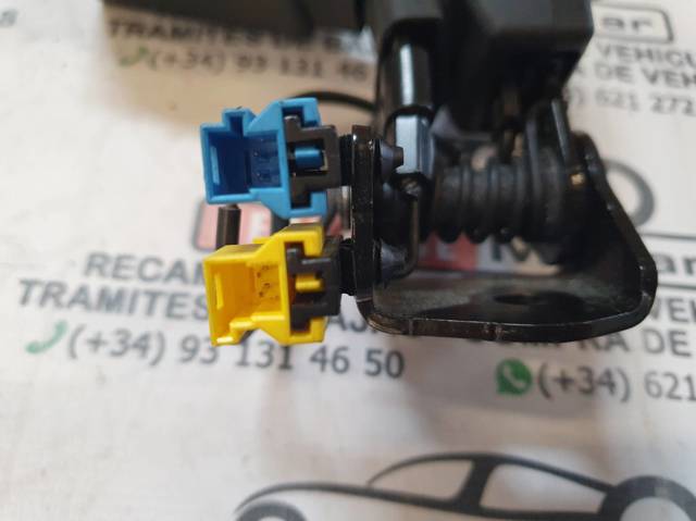 A1768600469 MERCEDES Cinturón de seguridad trasero derecho  en stock Gandía