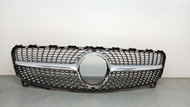 Rejilla de radiador Mercedes A  (W176)