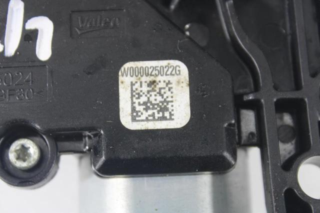 A1769066300 MERCEDES Motor limpiaparabrisas, trasera comprar Alcalá