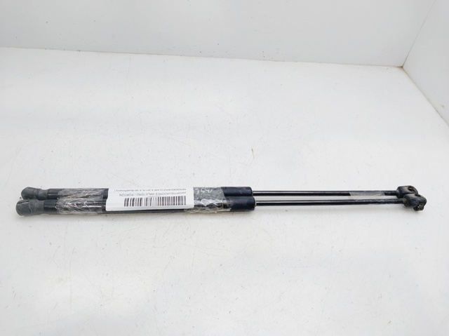 MERCEDES A1769800264 Amortiguador de la tapa del maletero  disponible España