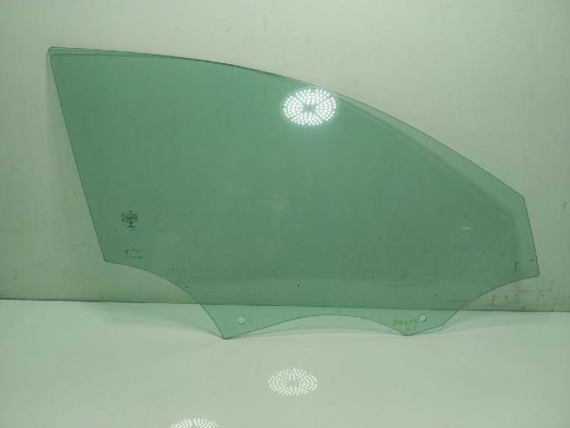 Luna de puerta delantera derecha A1777253800 Mercedes
