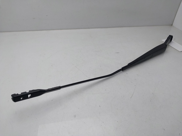 Brazo del limpiaparabrisas lavado de parabrisas Mercedes A  (2018-2026)