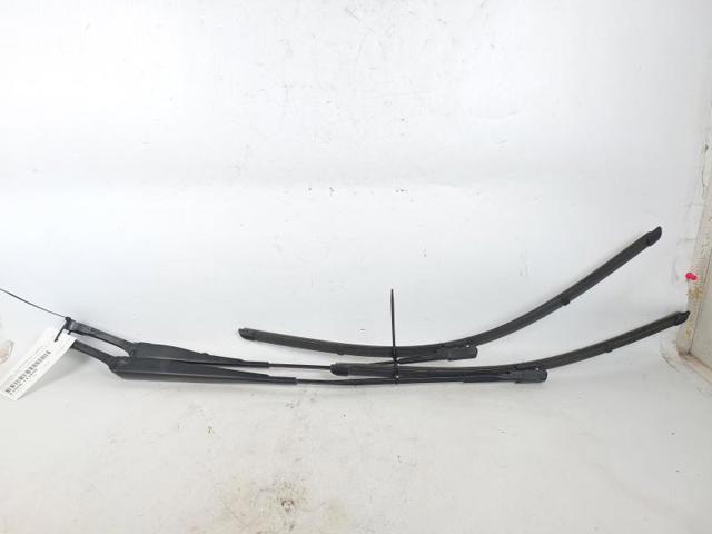Comprar Brazo del limpiaparabrisas Mercedes A  V177 a bajo precio