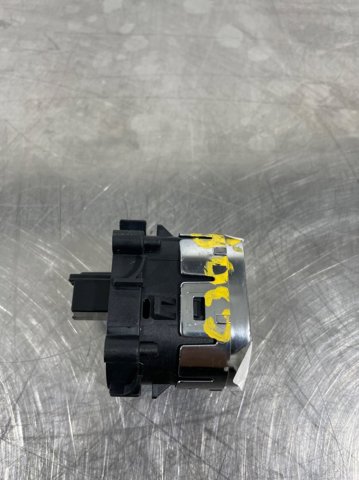 A1779051001 Botón de arranque del motor  comprar en Pontevedra