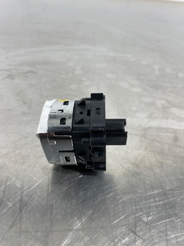 A1779051001 Botón de arranque del motor comprar Almería
