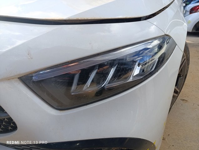Faros delantero izquierdo A1779066304 MERCEDES