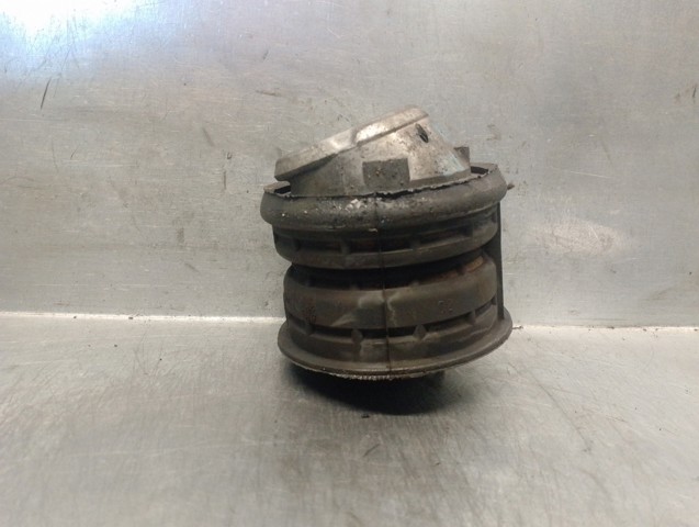 Soporte elástico, suspensión del motor, Izquierda / Derecha A2022402717 MERCEDES