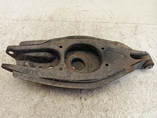 A2023500206 MERCEDES Brazo inferior trasero izquierdo/derecho comprar Madrid